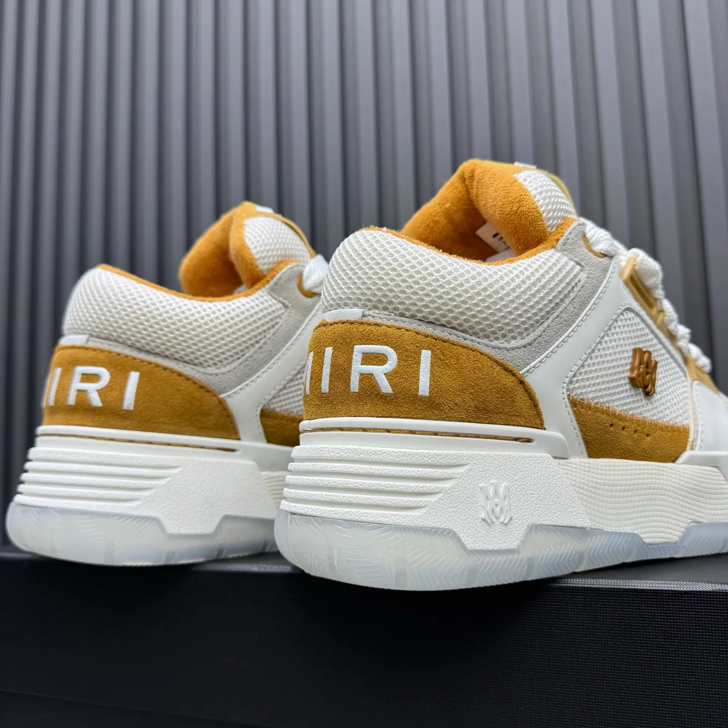 Men's shoes 💰660💰 AMIRI AMIRI trendy brand hot sale 🔥 Available all year round, couples 💑 Official website synchronization Imported fabrics 1⃣️ vs 1⃣️ replica, original factory special original sole, 35-45 (45. non-refundable)